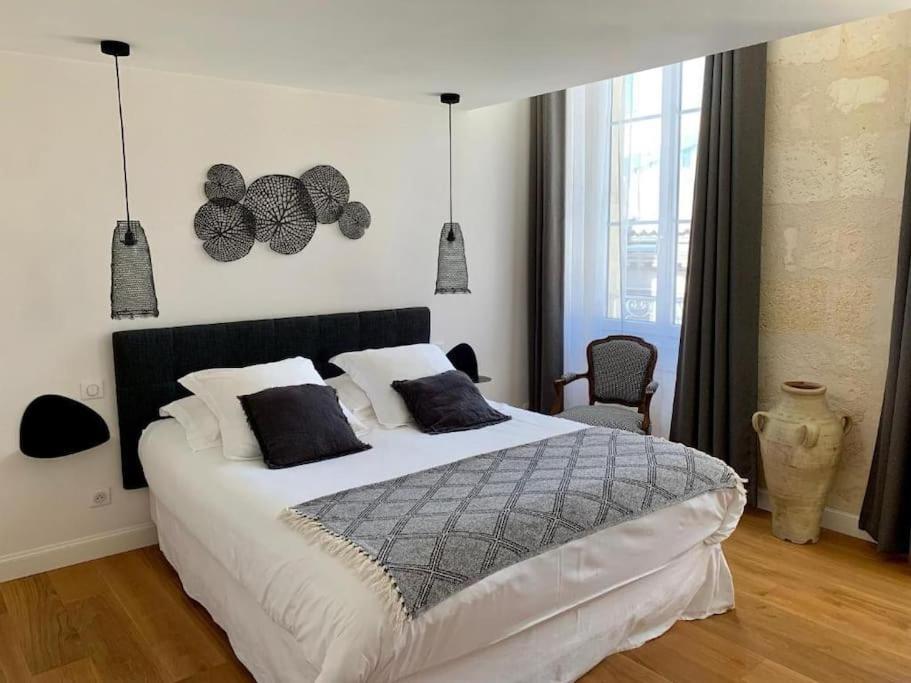 Maison D'Hotes, Terrasse & Jacuzzi En Plein Centre Bordeaux Kültér fotó
